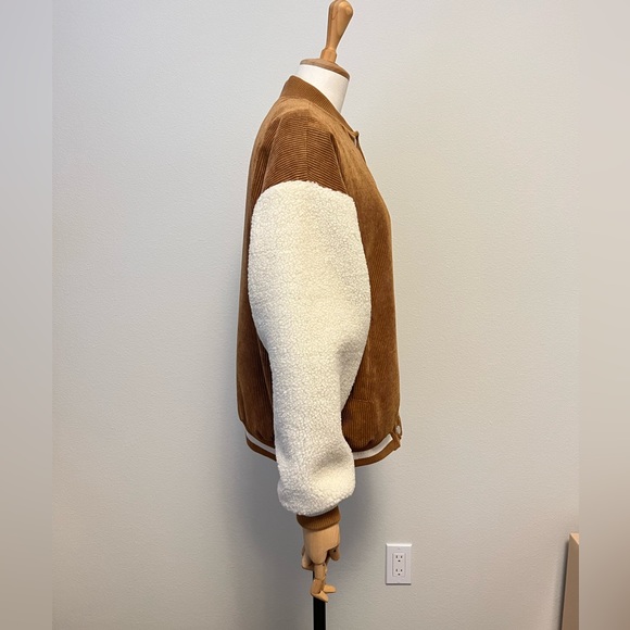 Contrast Sherpa sleeve Bomber Jacket - Picture 2 of 7